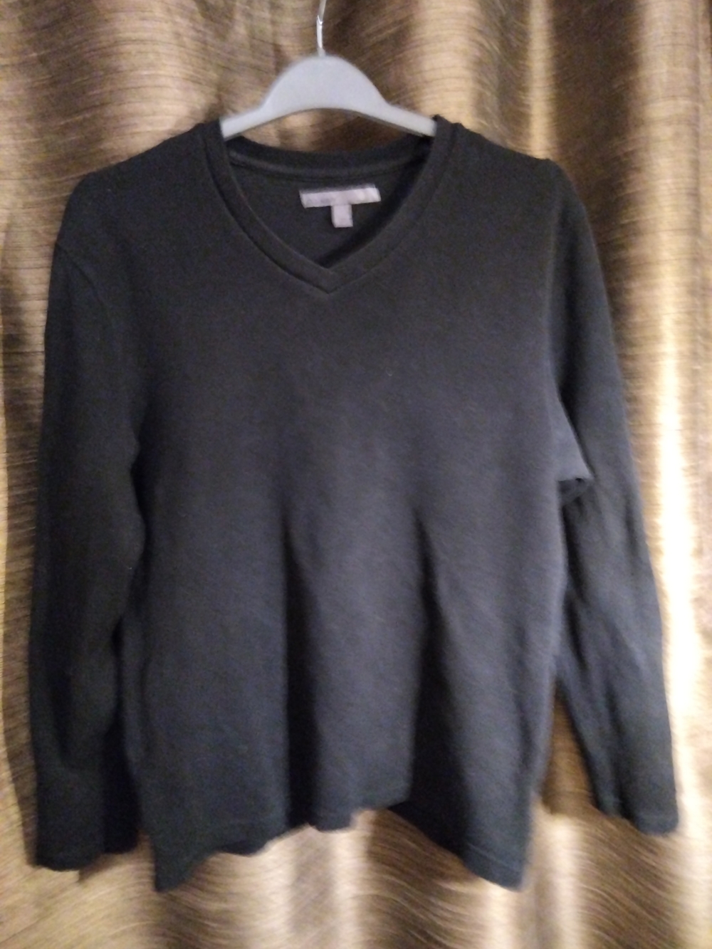 Old Navy 100% Cotton Men's V-Neck Sweater in Dark Gray